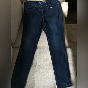Used Universal Thread blue indigo jeans
